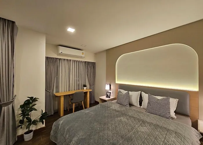 โรงแรม บ้านสุขใจ สามใบเถา