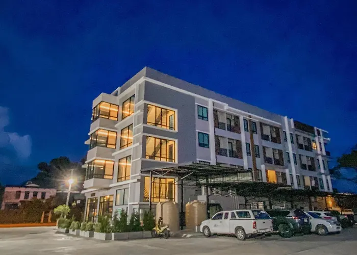 โรงแรม บ้านสุขใจ สามใบเถา